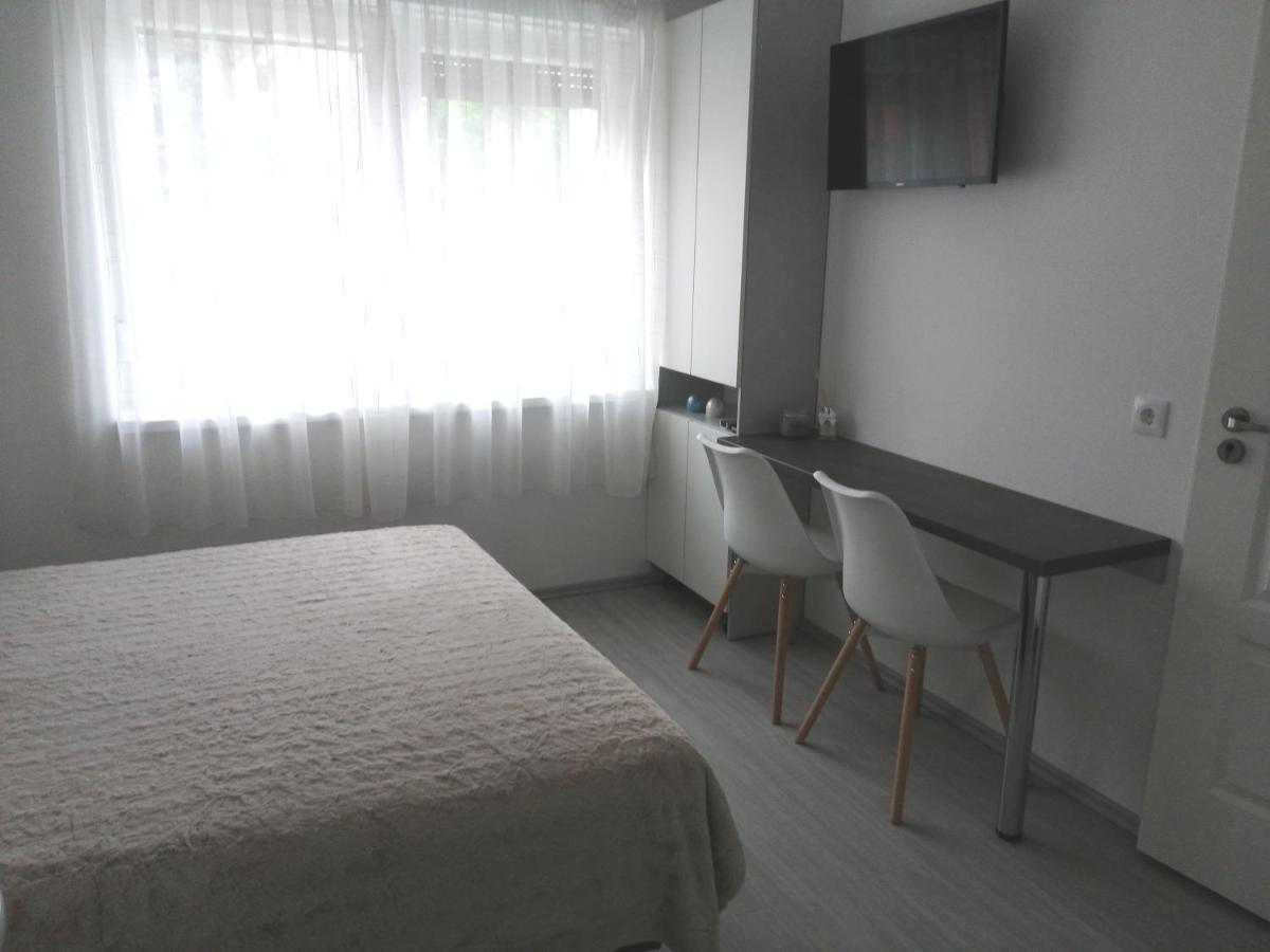 Werner Apartman Mohacs Ngoại thất bức ảnh